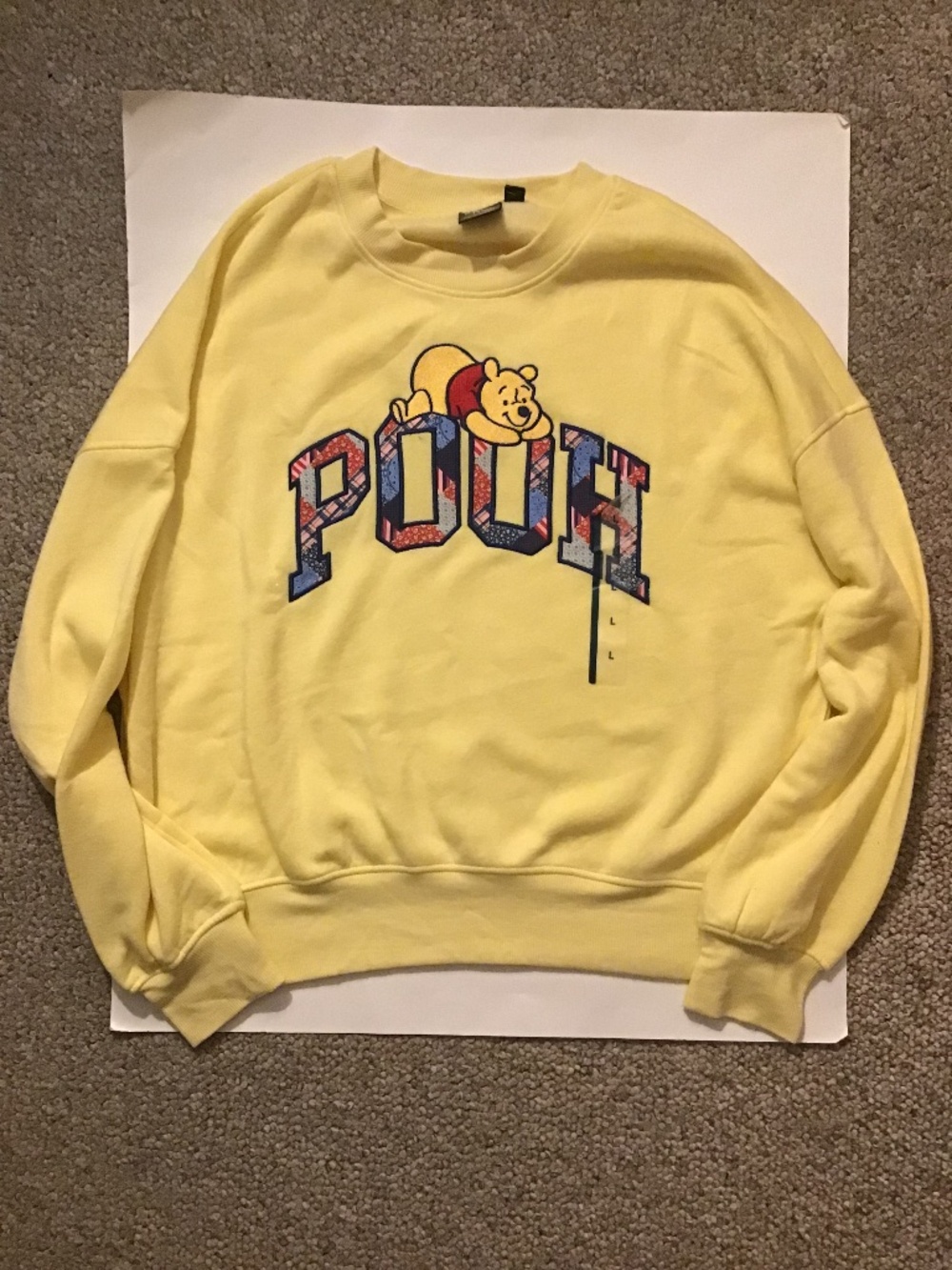 Women’s Crewneck Winnie The Pooh Sweatshirt Size Large